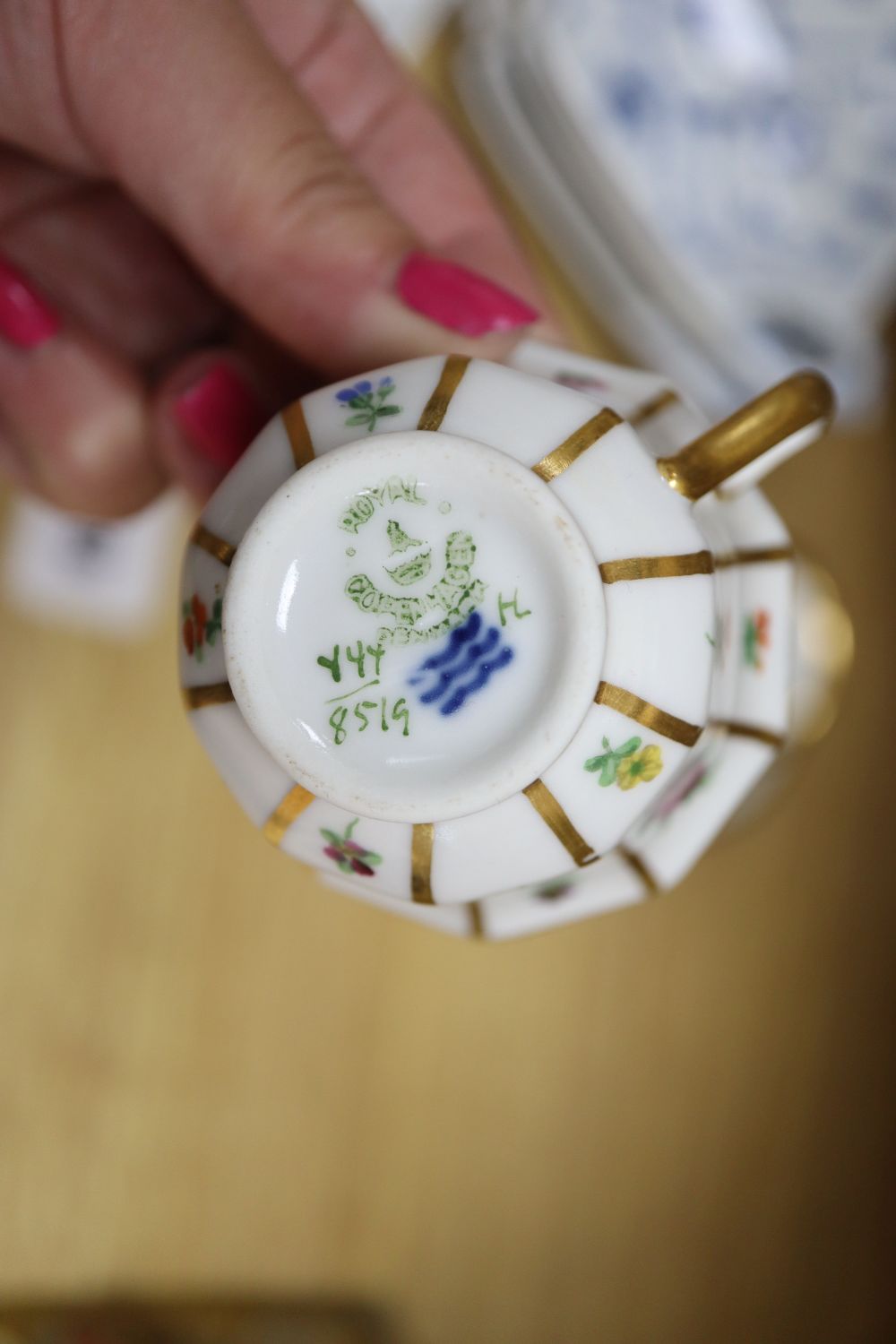 A Royal Copenhagen part dinner service, leaf dish and two cups and saucers 80